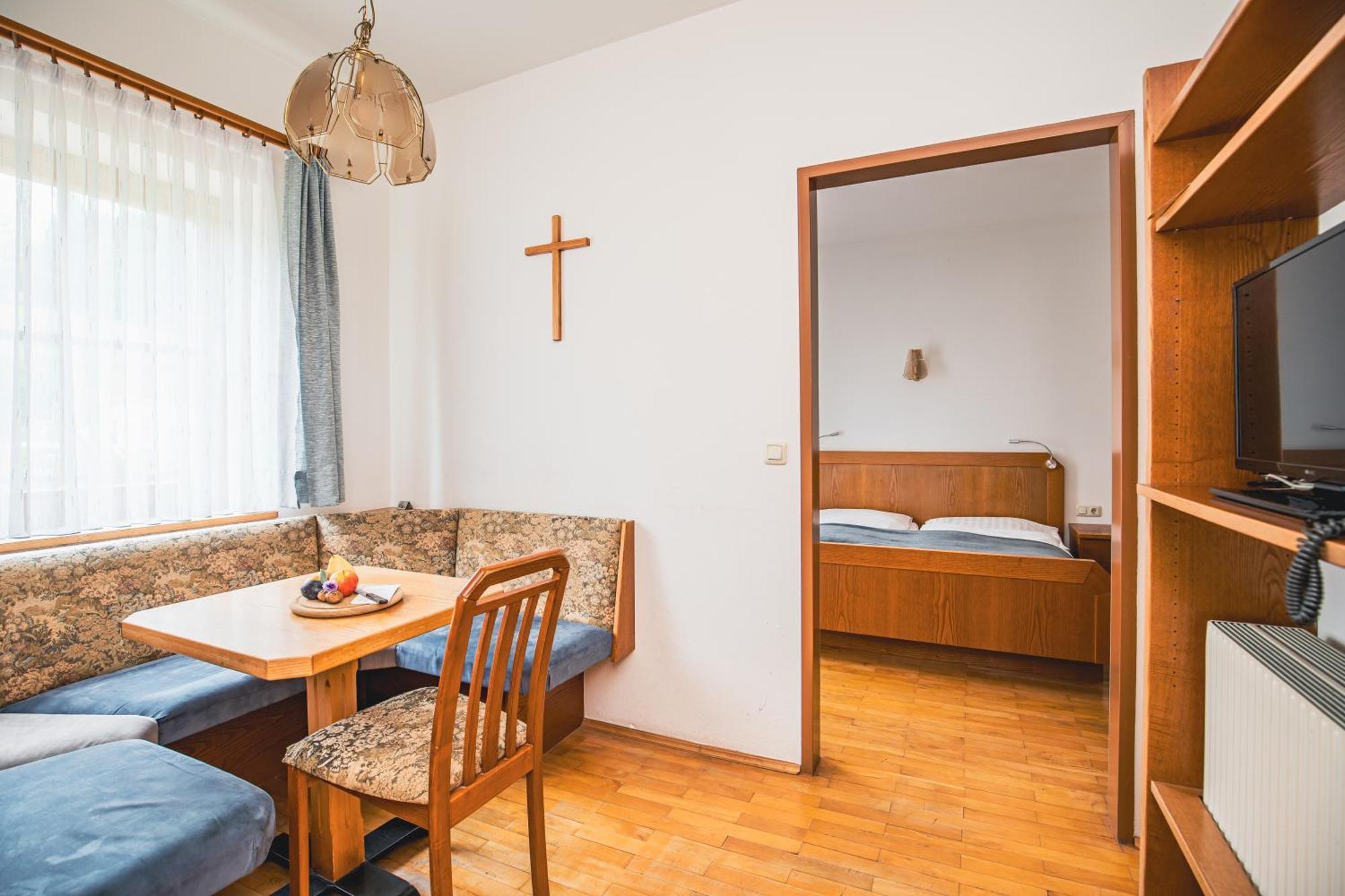 Gasthof Wiesenhofer Hotel Miesenbach  Kültér fotó